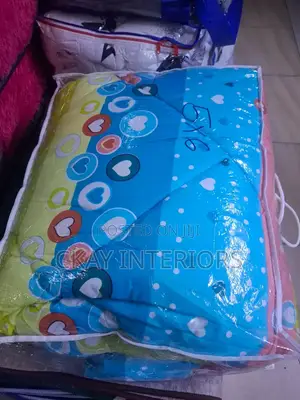 Comfort Wrapped in Elegance With Flowered Duvets