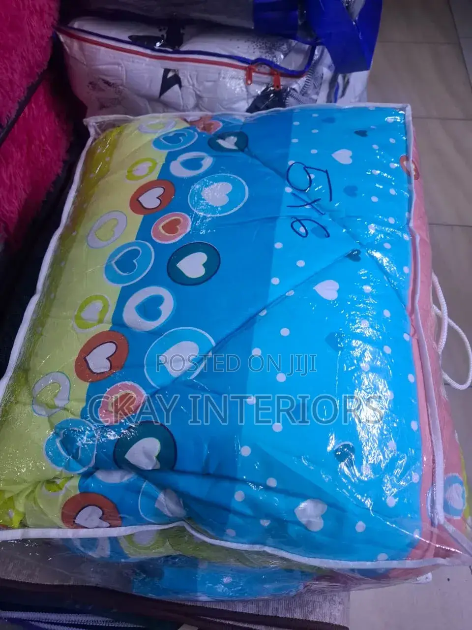Comfort Wrapped in Elegance With Flowered Duvets