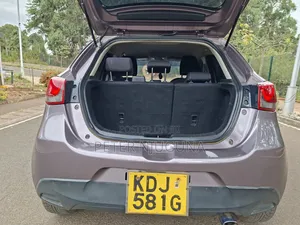 Mazda Demio 2015 Pink