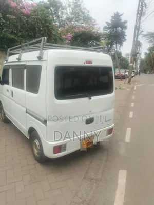 Suzuki Every Wagon 2016 White