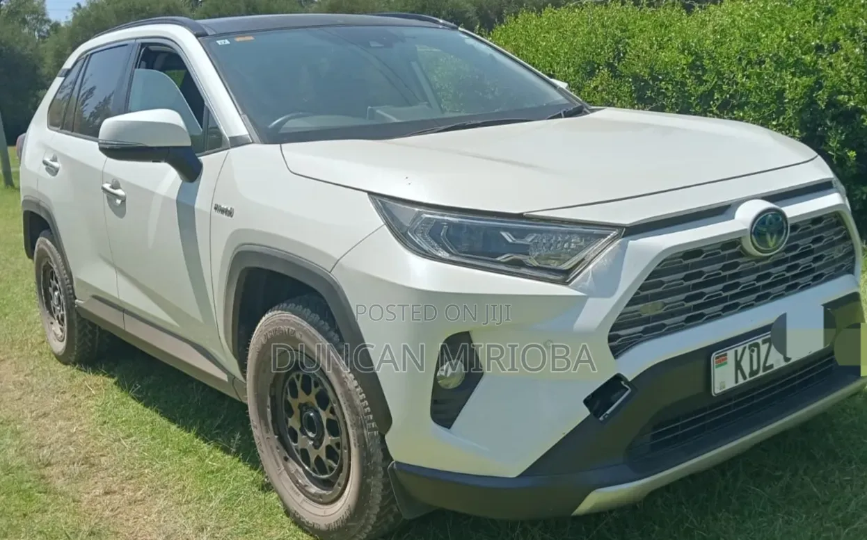 Toyota RAV4 2019 White