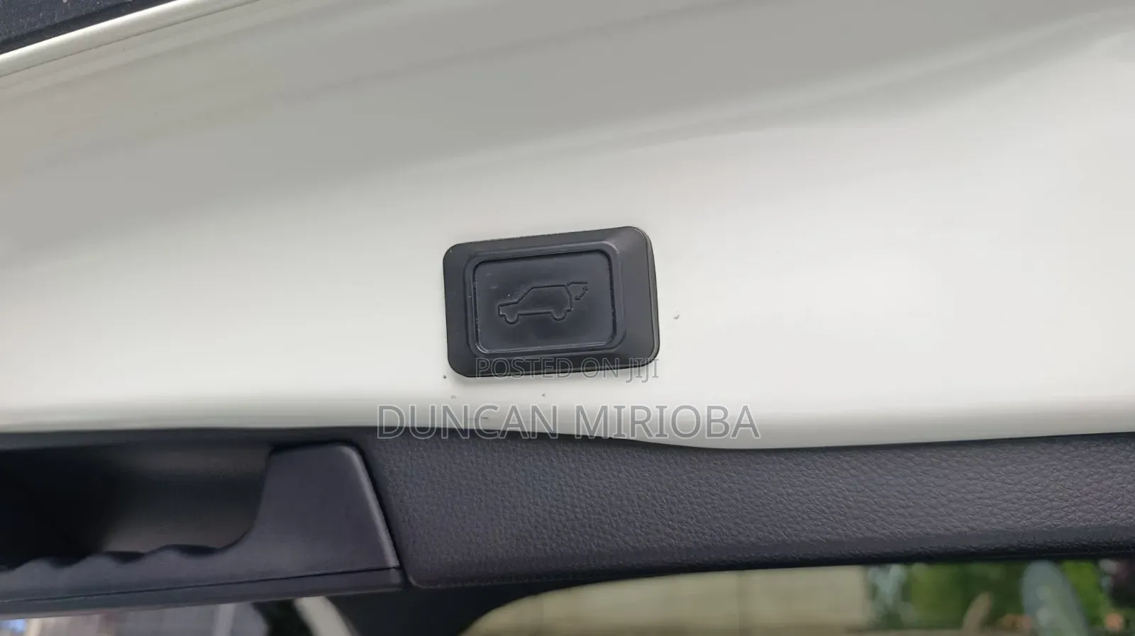 Toyota RAV4 2019 White