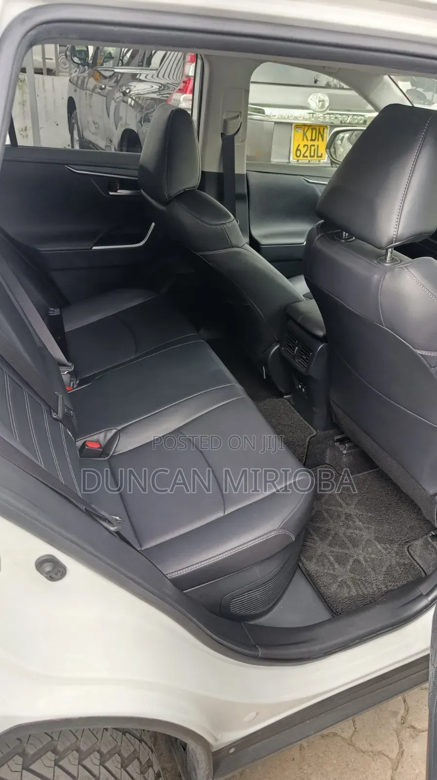 Toyota RAV4 2019 White