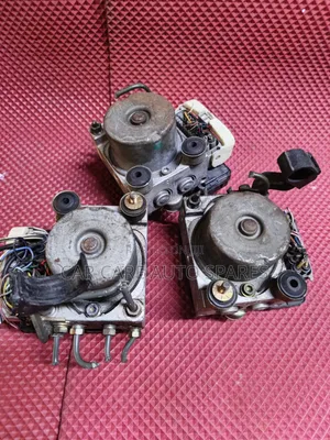 Abs Pump Toyota Vitz 2004