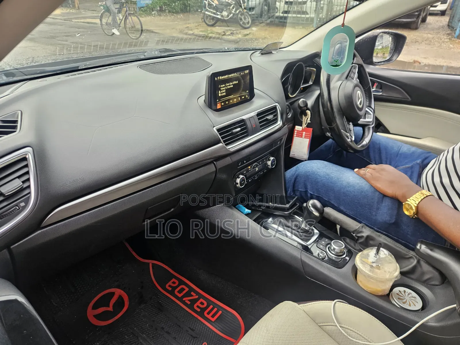 Mazda Axela 2018 Gray
