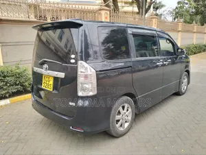 Toyota Voxy 2009 Black