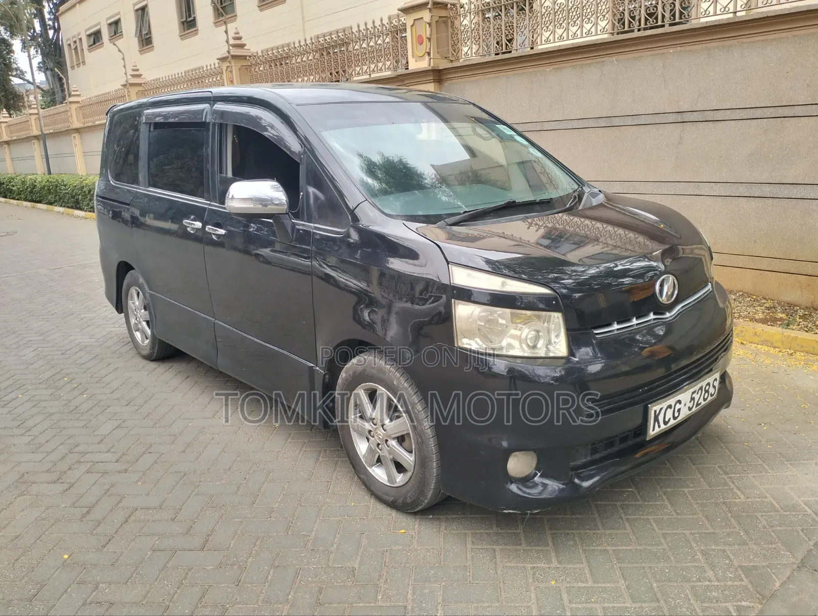 Toyota Voxy 2009 Black