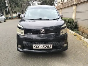 Toyota Voxy 2009 Black