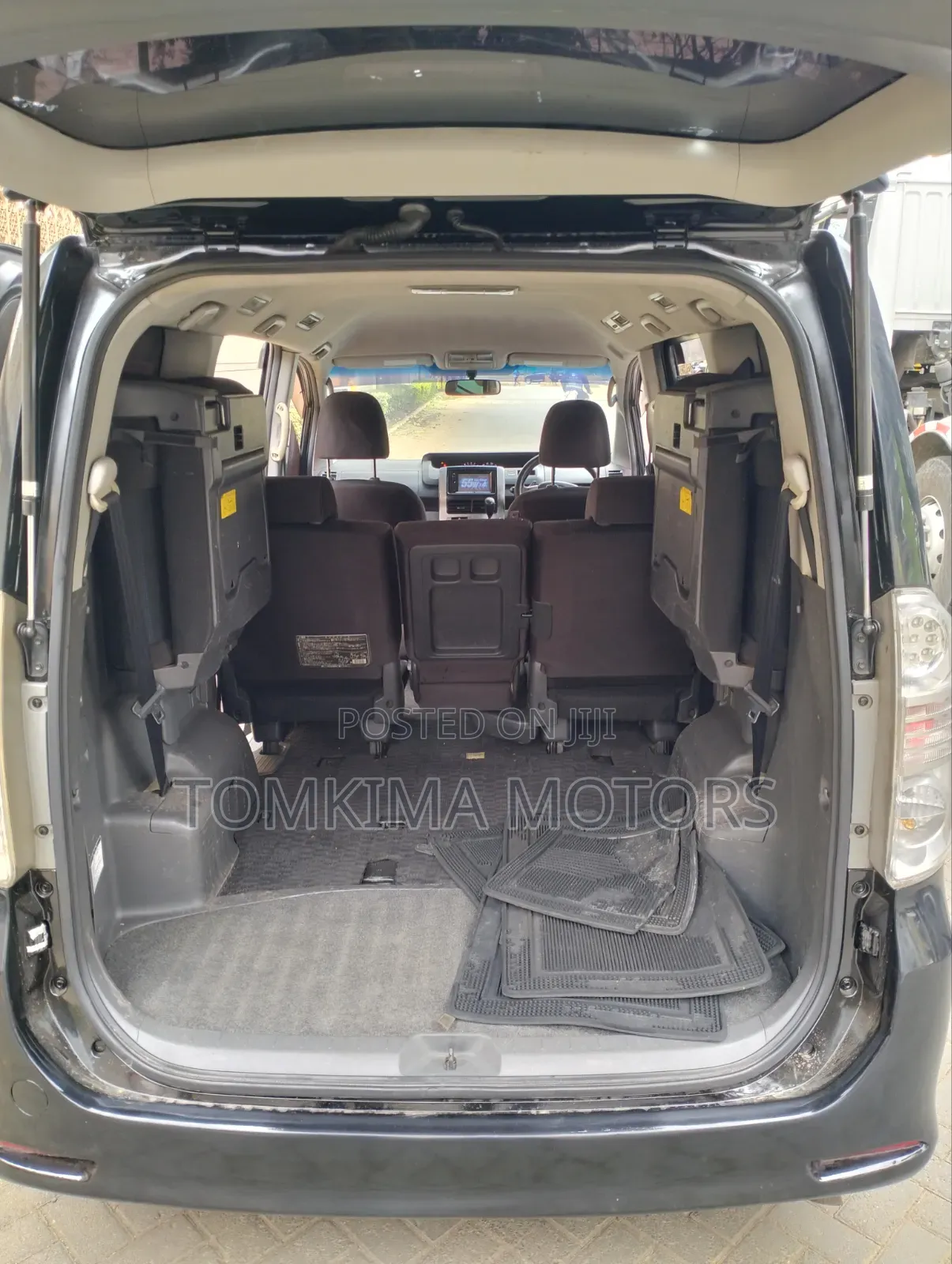 Toyota Voxy 2009 Black