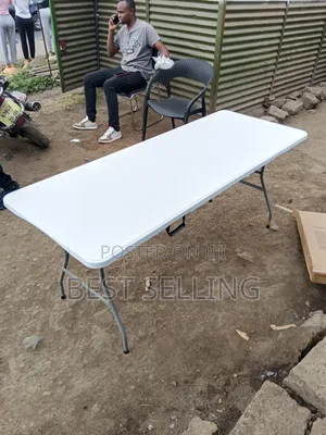 1.8 MTRS White Folderble Table