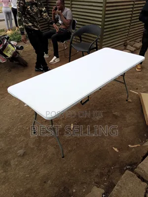 1.8 MTRS White Folderble Table