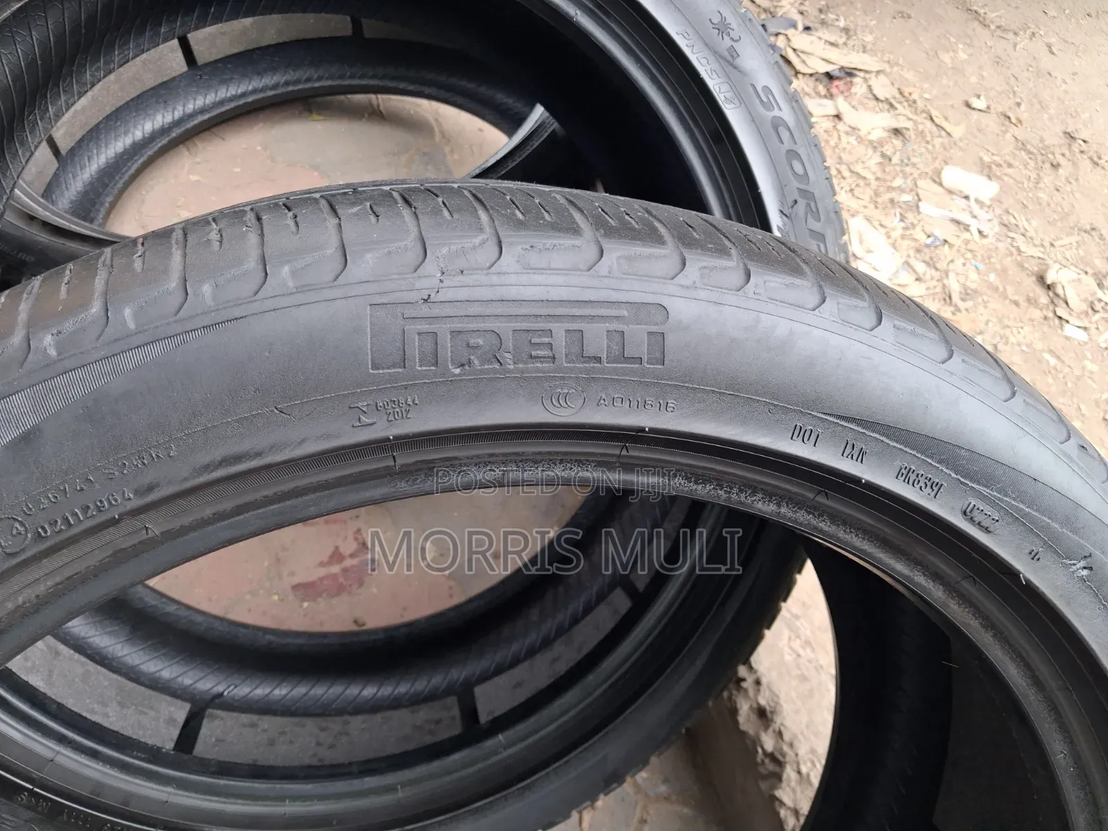 285/40r23 Pirelli
