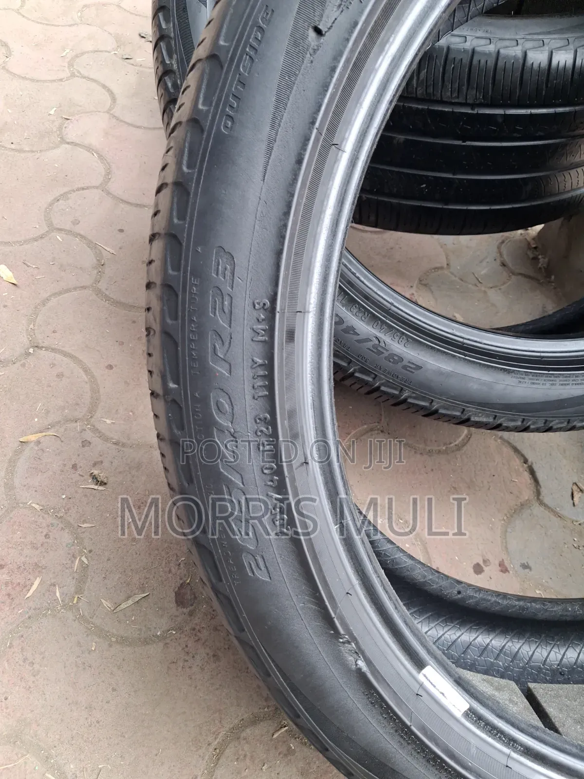 285/40r23 Pirelli