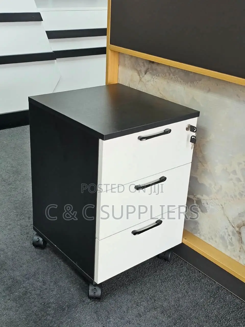 Lockable Desk File Cabinet.