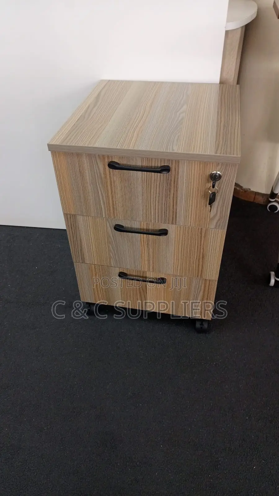 Lockable Desk File Cabinet.
