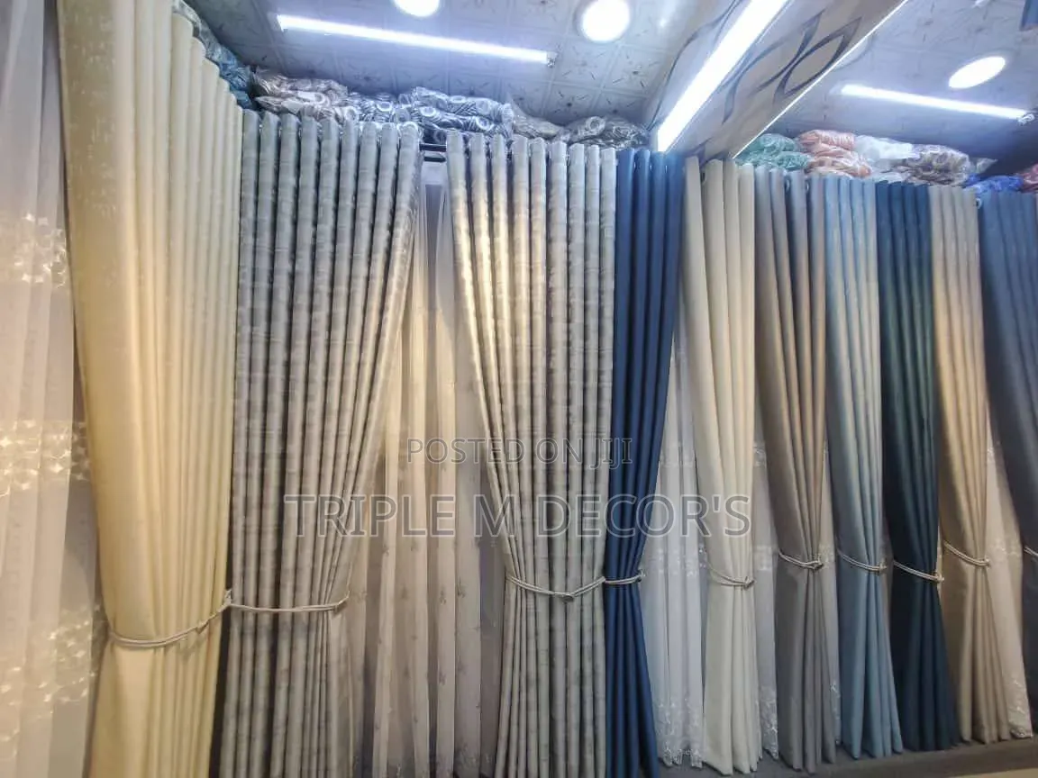 Guest Room Simple Clean Window Curtains