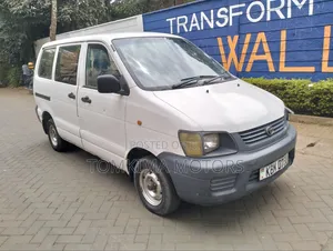 Toyota TownAce 2004 White