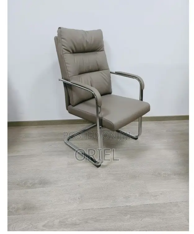 Executive Leather WaitingChair – Premium Comfortable Guest Office Seat