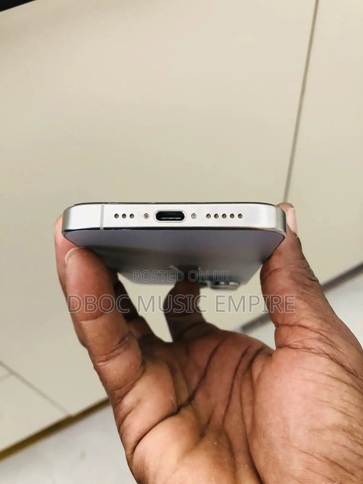 New Apple iPhone 15 Pro Max 256 GB Silver