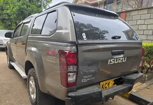 Isuzu D-MAX 2019 Gray