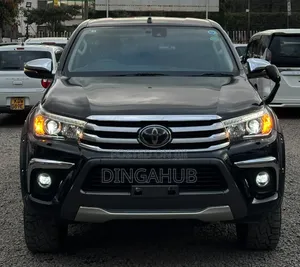 Toyota Hilux 2018 Matt Black