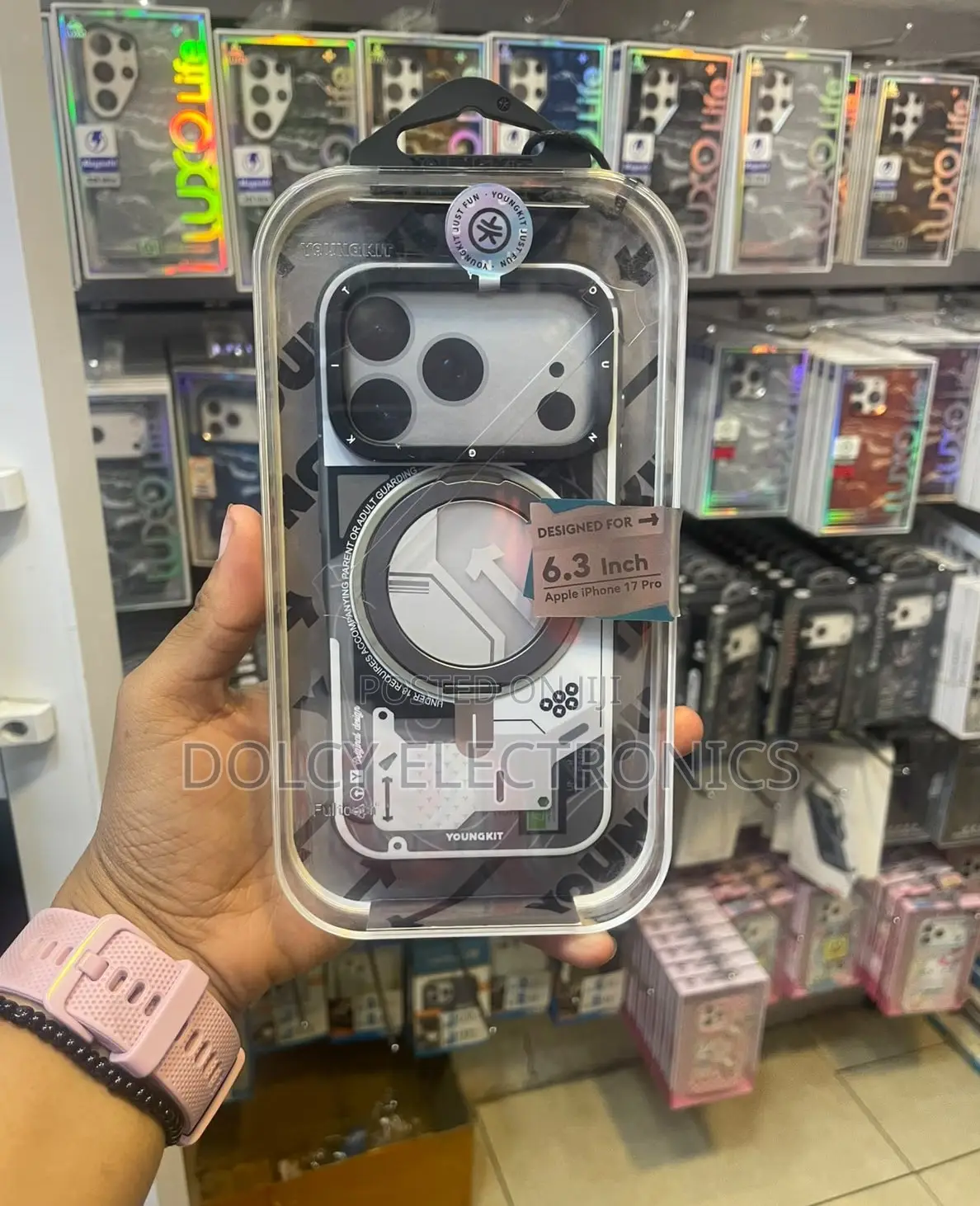 Youngkit iPhone 17 Pro Max Case