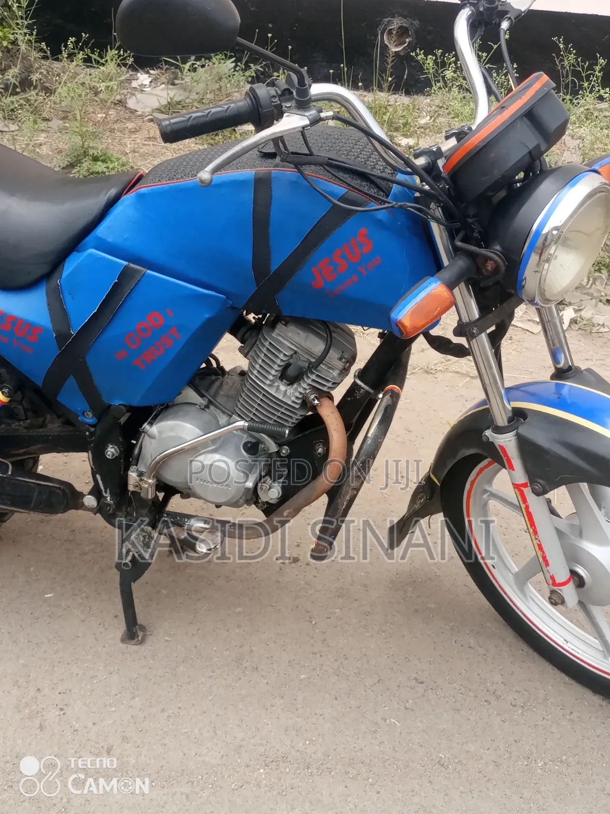 Honda CB 2022 Blue