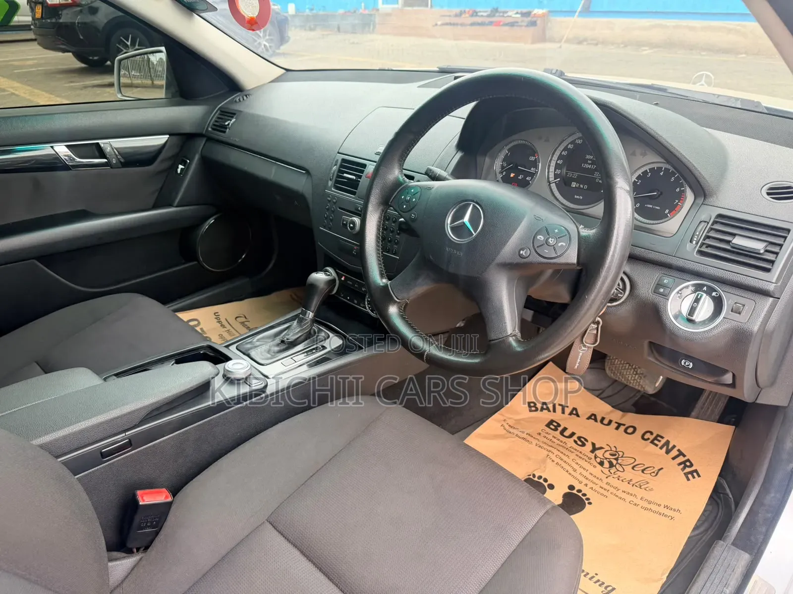 Mercedes-Benz C180 2011 Silver