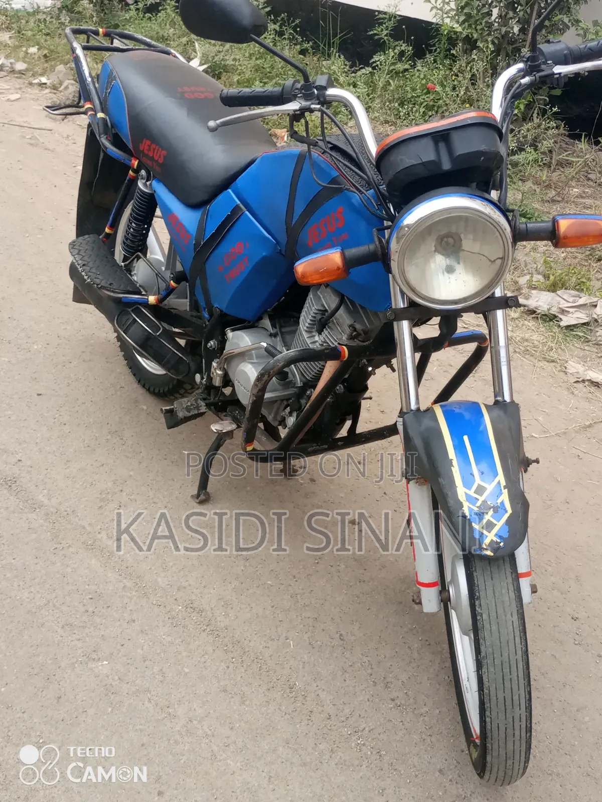 Honda CB 2022 Blue