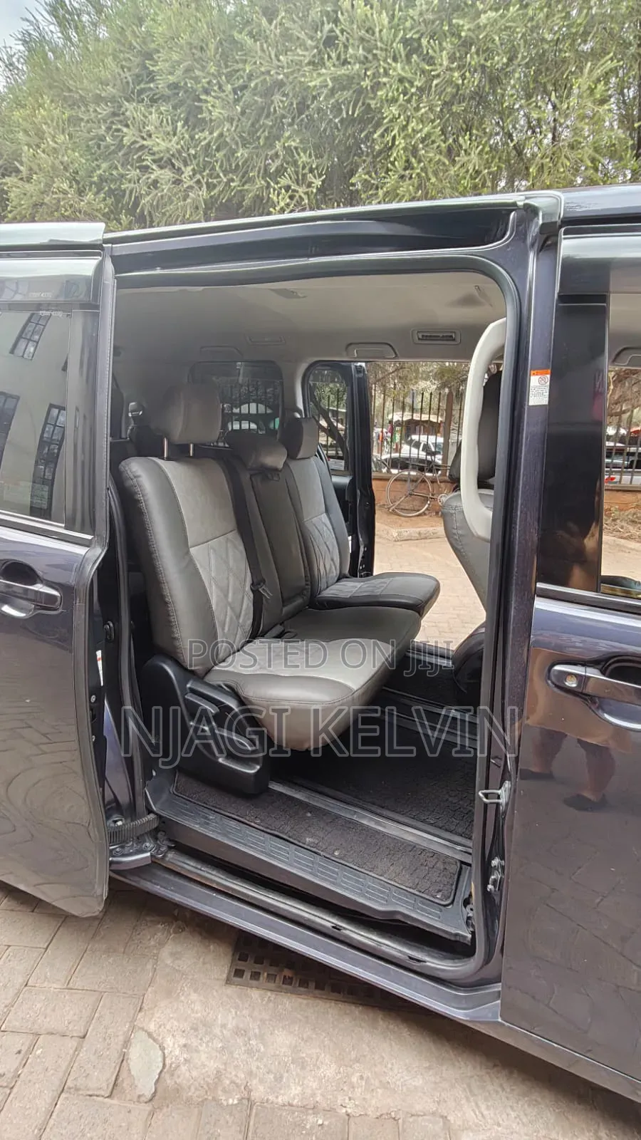 Toyota Noah 2015 Gray