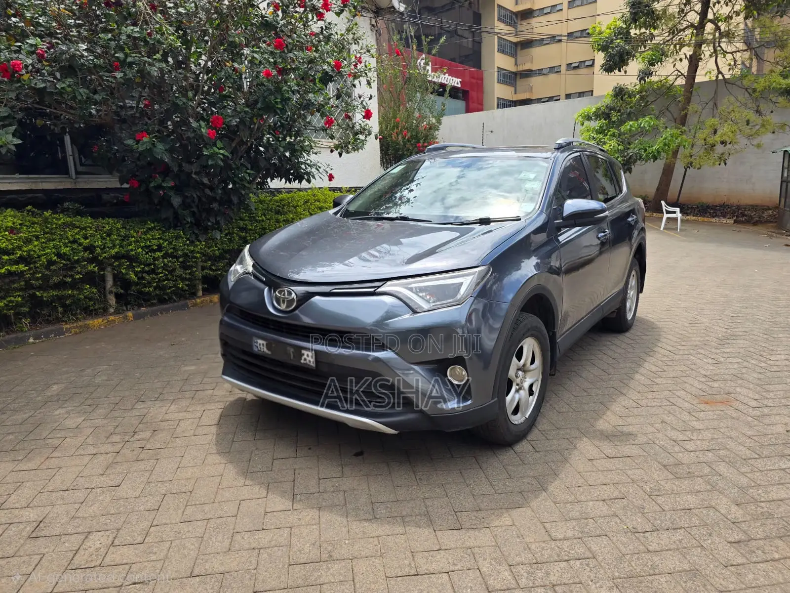 Toyota RAV4 LE 4dr SUV AWD (2.5L 4cyl 6A) 2018 Gray