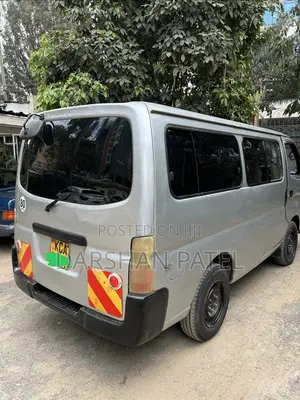 Nissan Caravan (Urvan) 2008 Silver