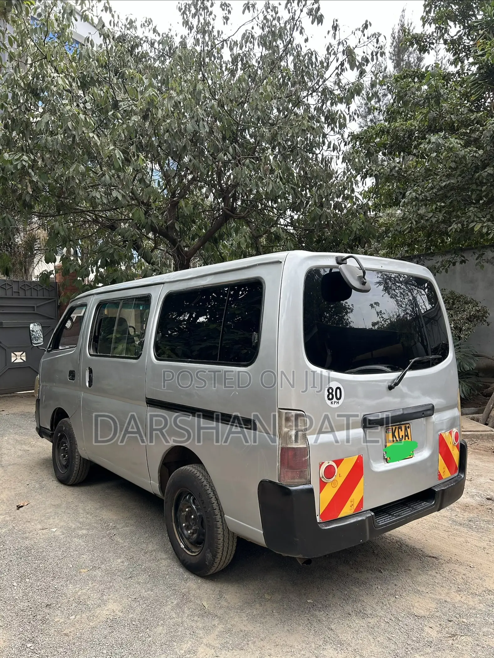 Nissan Caravan (Urvan) 2008 Silver
