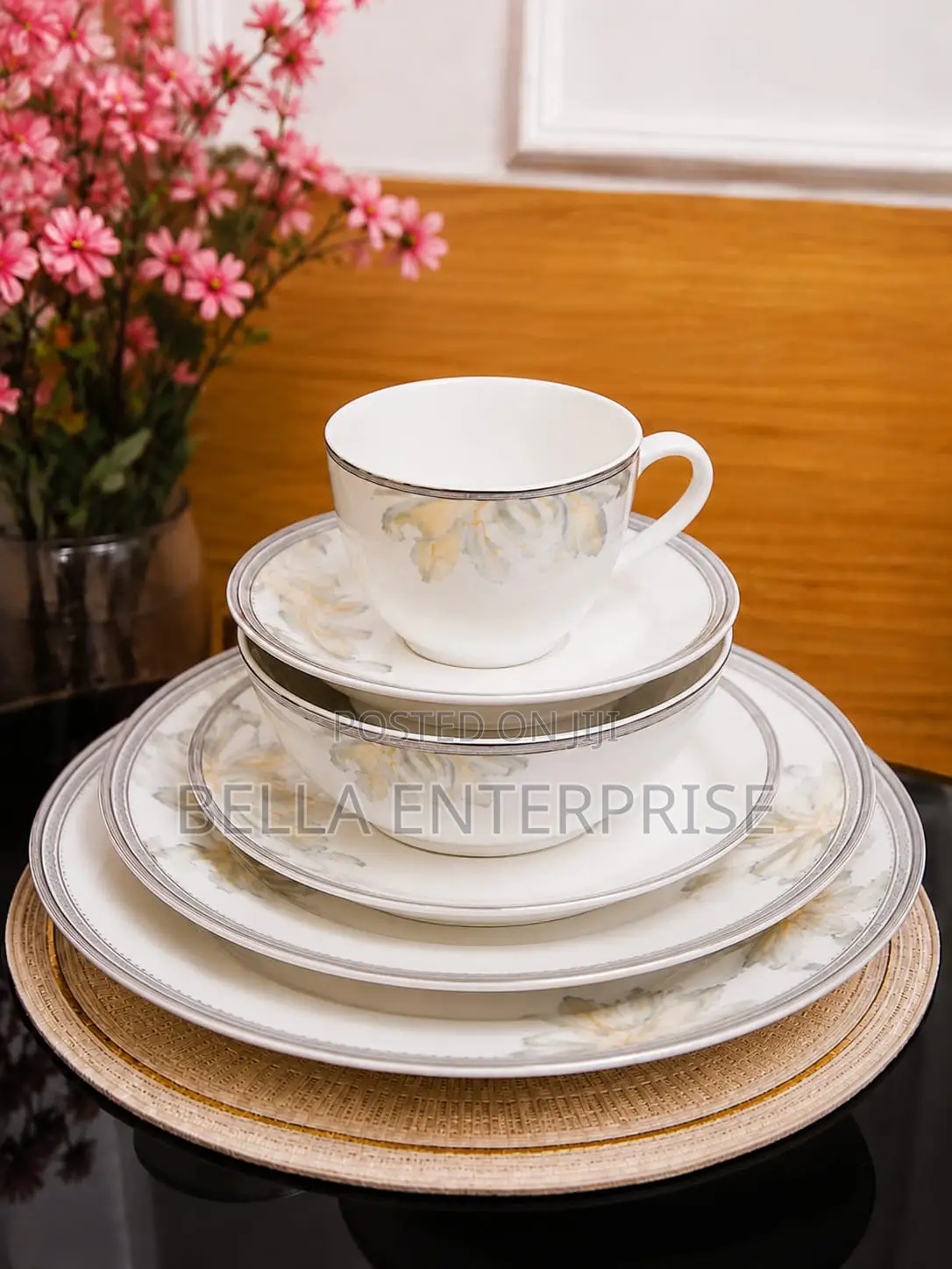 36 PCS High Quality Ceramic Dinner Set Still Available White Flowered