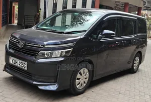Toyota Voxy 2015 Blue