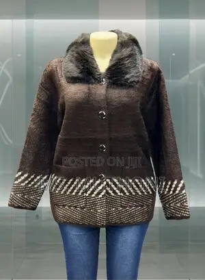 Free Size Faux Fur Collar Knit Cardigan
