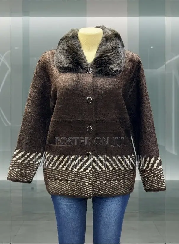 Free Size Faux Fur Collar Knit Cardigan