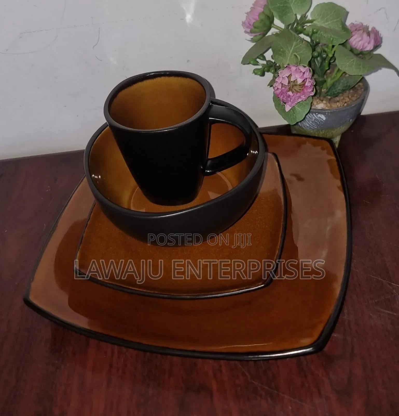Stoneware Dinner Set