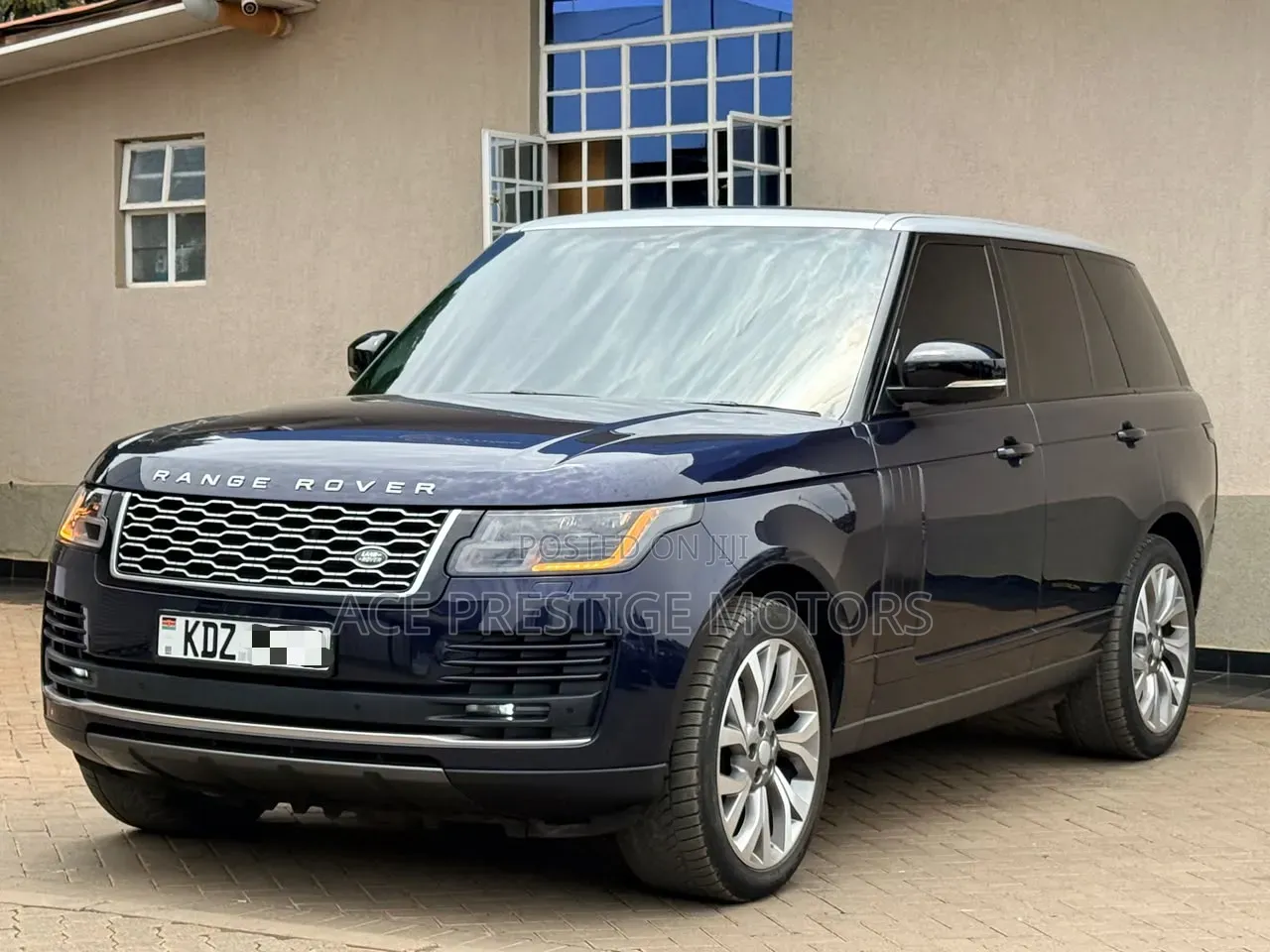 Rover Land 2019 Blue