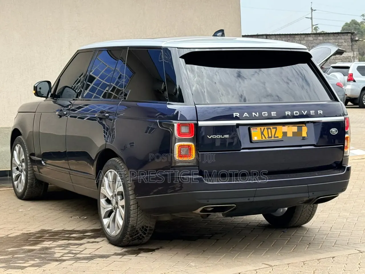 Rover Land 2019 Blue