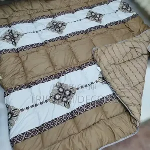 Standard 6x7 Reversible Double Sided Bedding Set