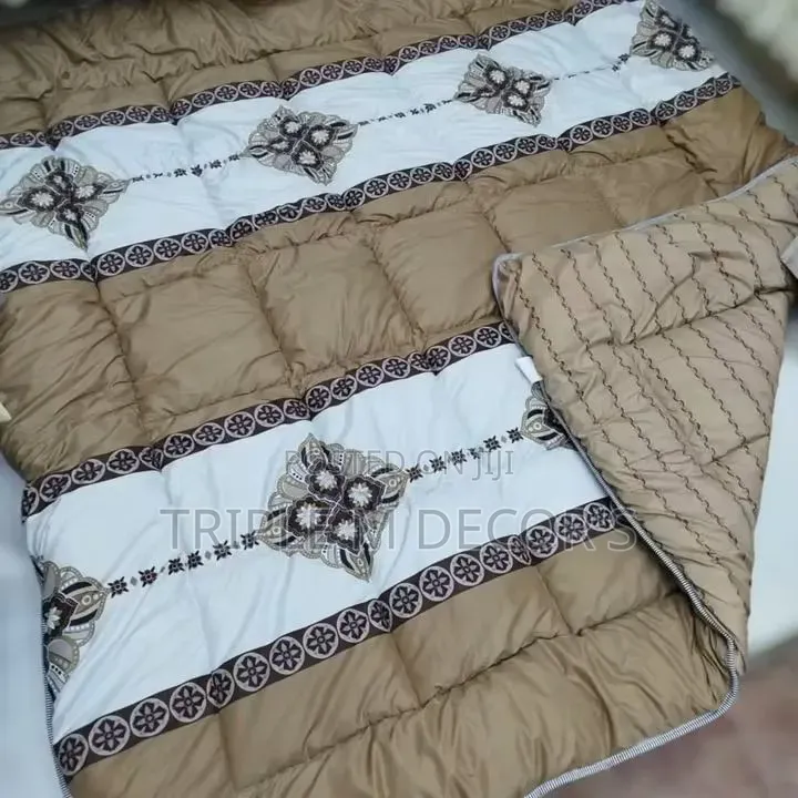 Standard 6x7 Reversible Double Sided Bedding Set