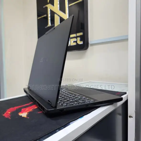 New Laptop Lenovo Legion 5 32GB Intel Core i7 SSD 512GB