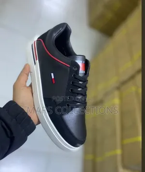 Tommy Hilfiger