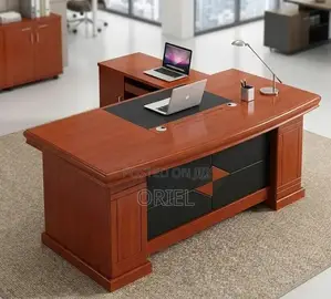 Mahogany Executive OfficeDesk – PremiumWooden Professional Workstation