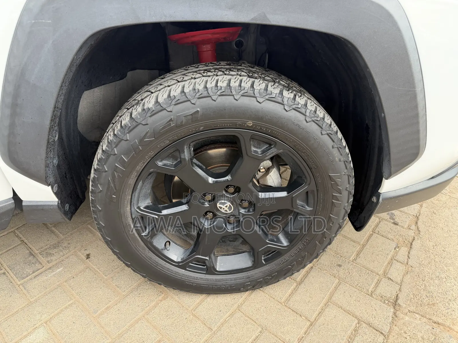 Toyota RAV4 Adventure 2021 White