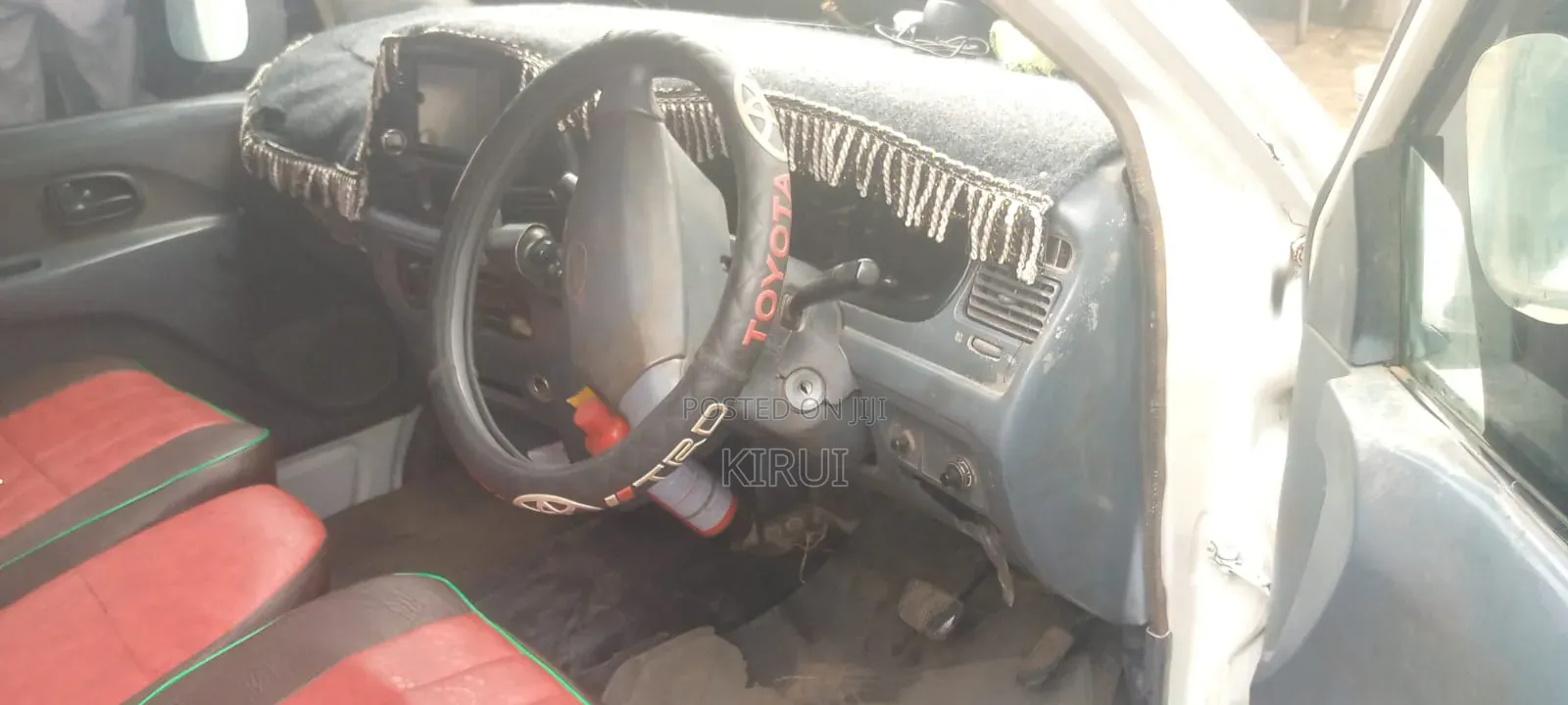 Toyota TownAce 2002 White