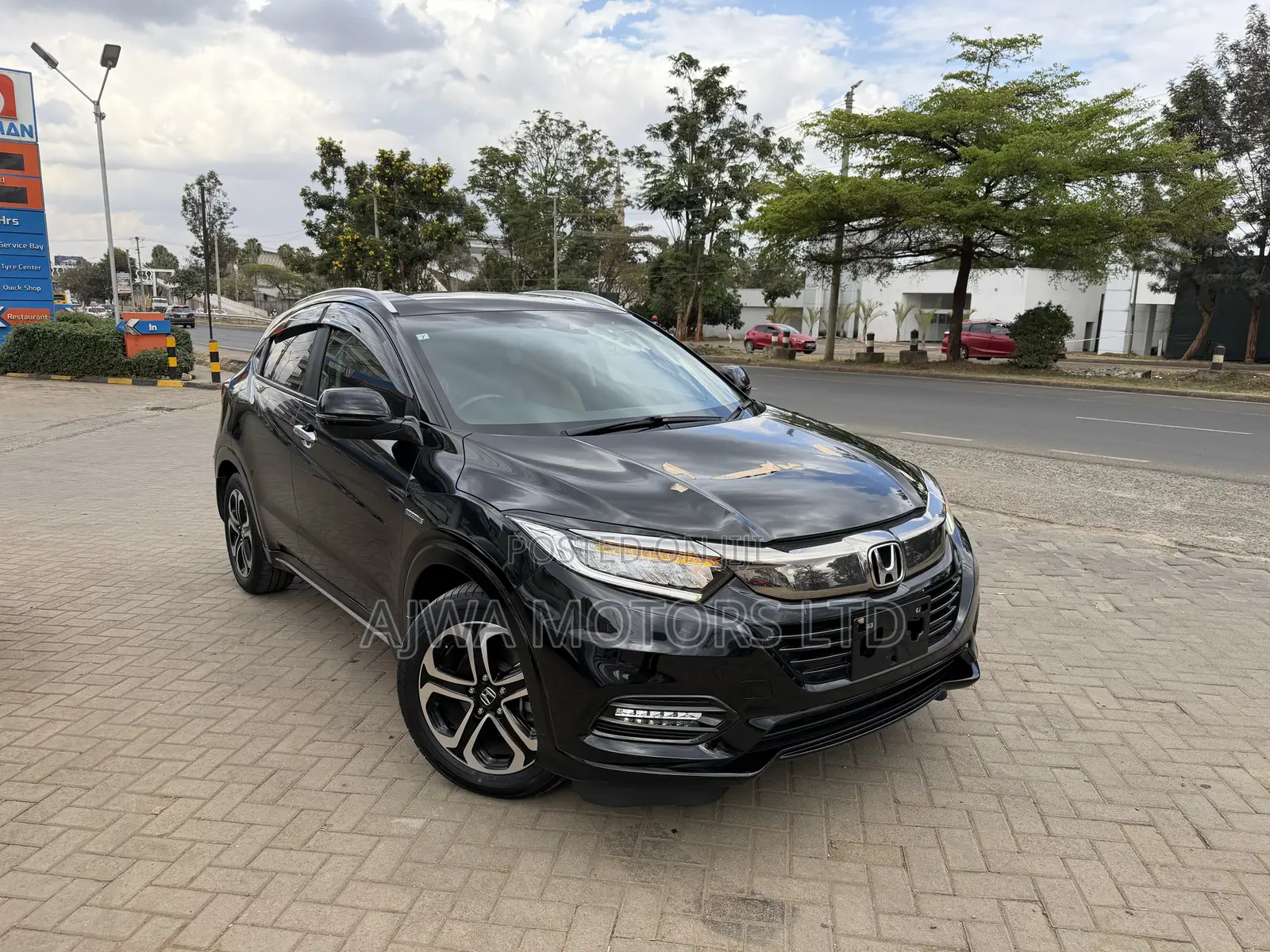 Honda Vezel 1.5 Hybrid 2WD 2019 Black