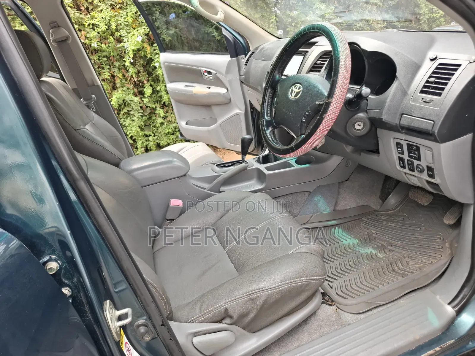 Toyota Hilux 2011 Green