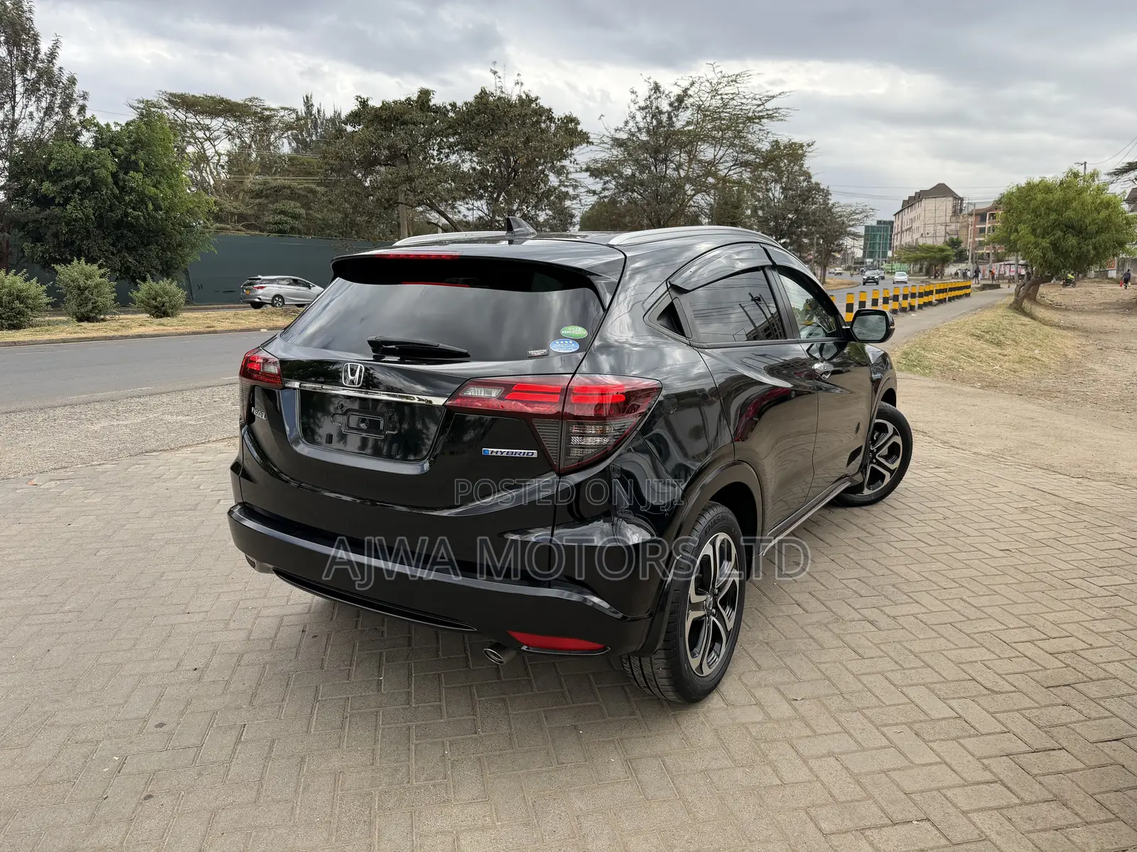 Honda Vezel 1.5 Hybrid 2WD 2019 Black
